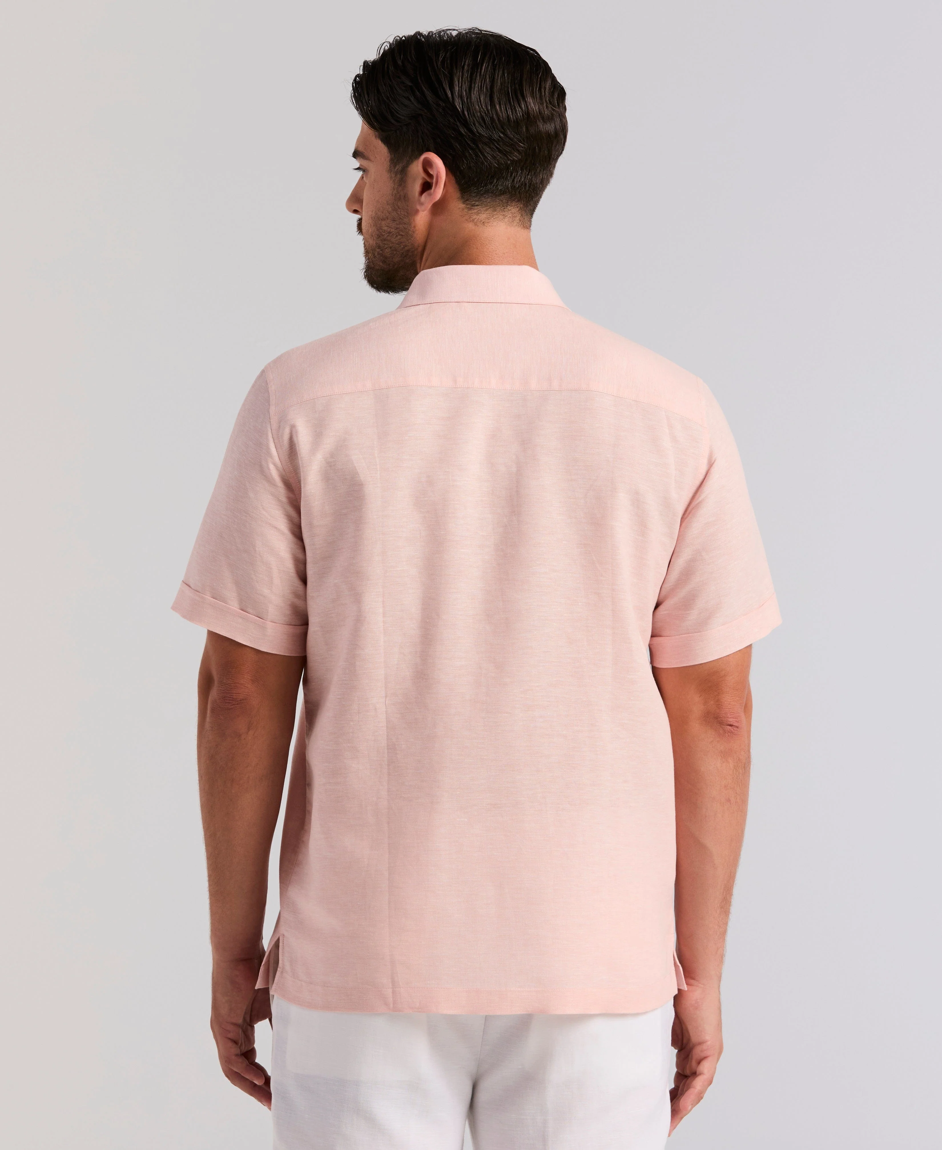 Linen Blend 2-Pocket Guayabera Shirt - Image 3