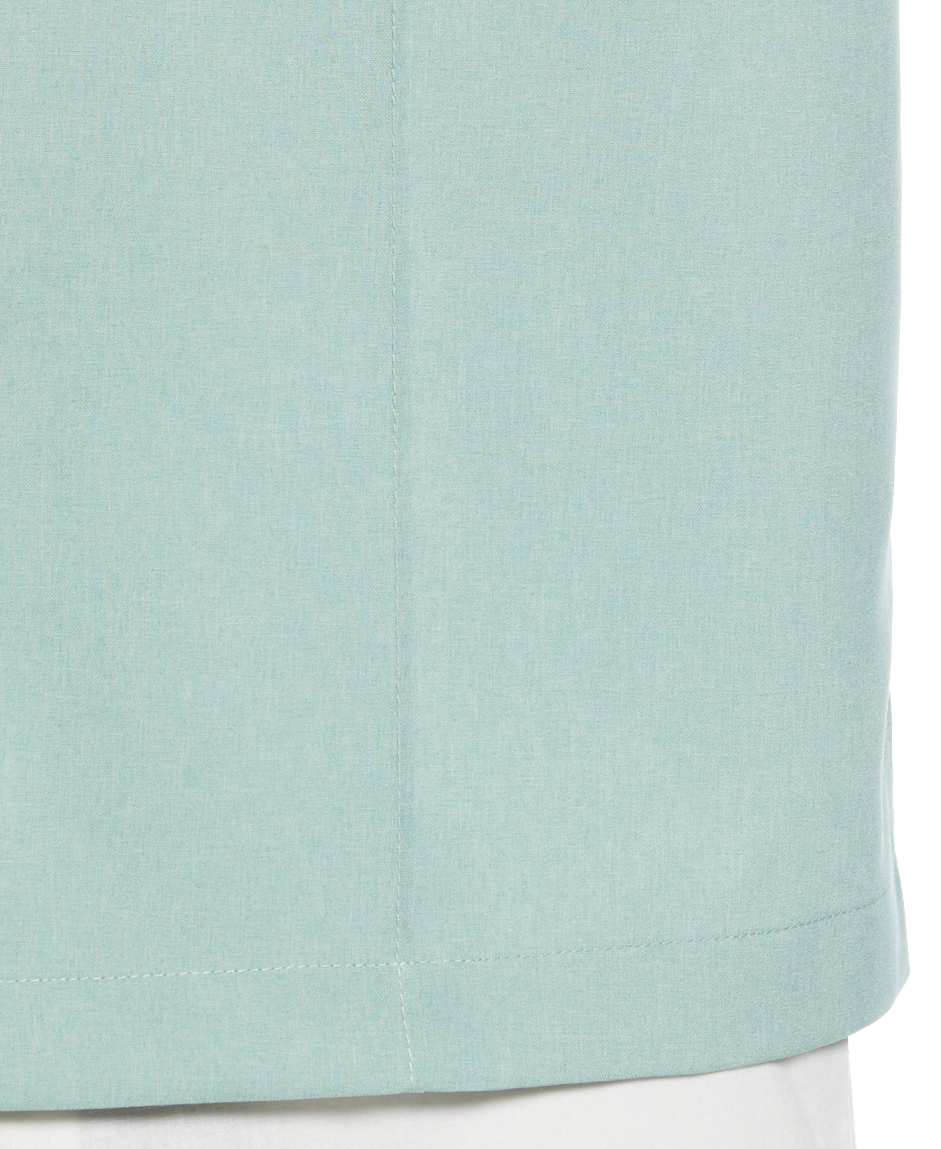 Two-Tone Cross Tuck Chambray Shirt - Image 13