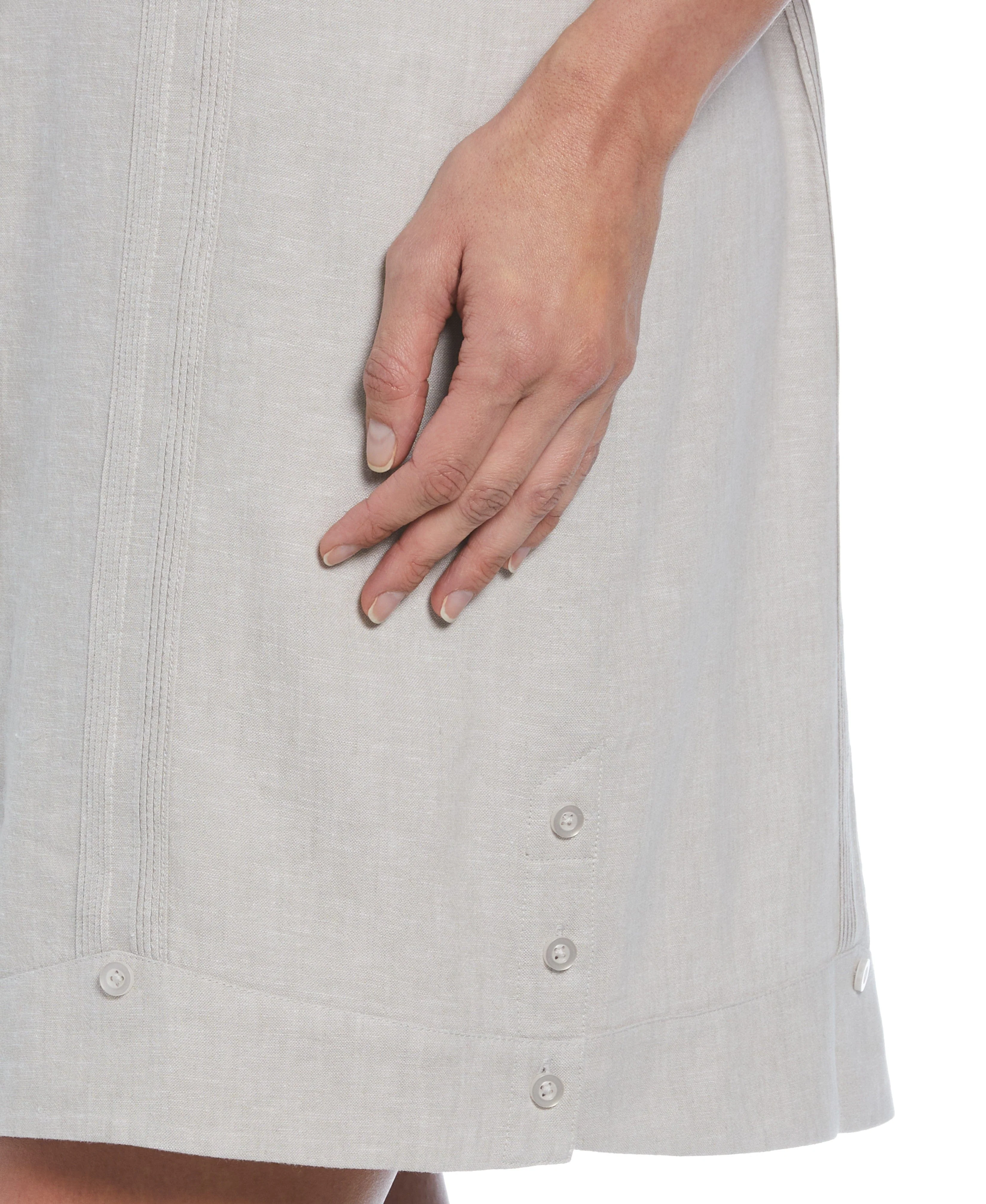 Women's Two-Tone Two-Pocket Linen Blend Guayabera Dress - Image 3
